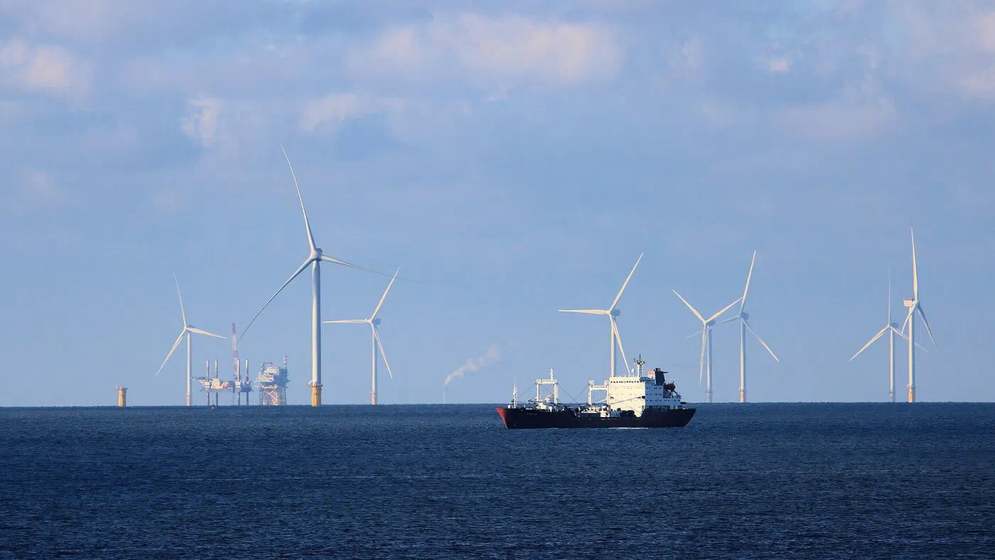 Un buque petrolero navega en el mar del Norte.