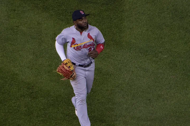 Marcell Ozuna, en una imagen de archivo de 2019 con el uniforme de los Cardenales de San Luis.